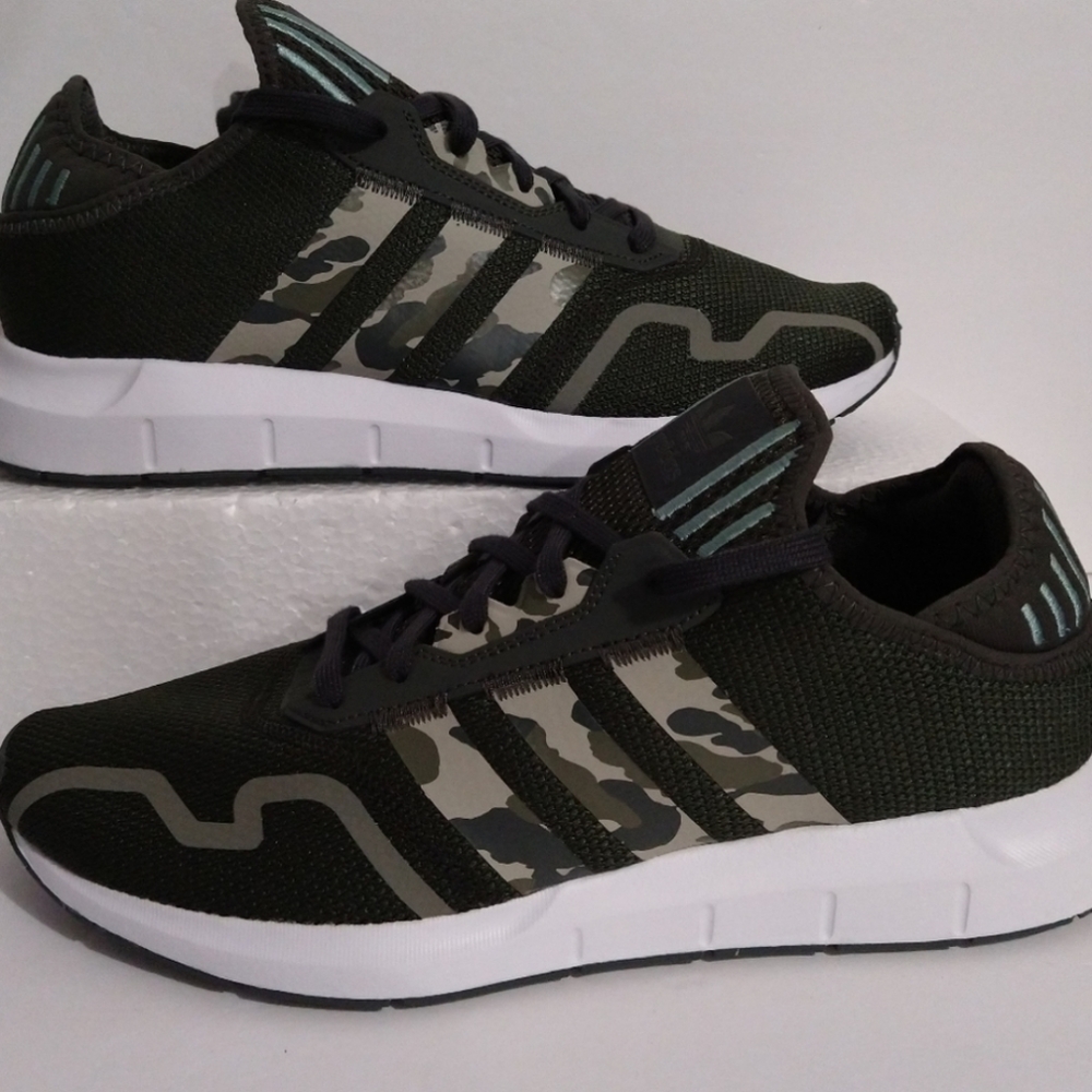 Adidas Athletic Running Shoes Men's Green Camo
